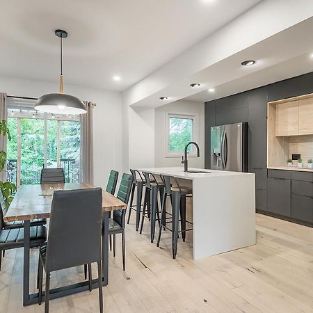 Free Parking Prime Location New Modern Condo Brossard Buitenkant foto