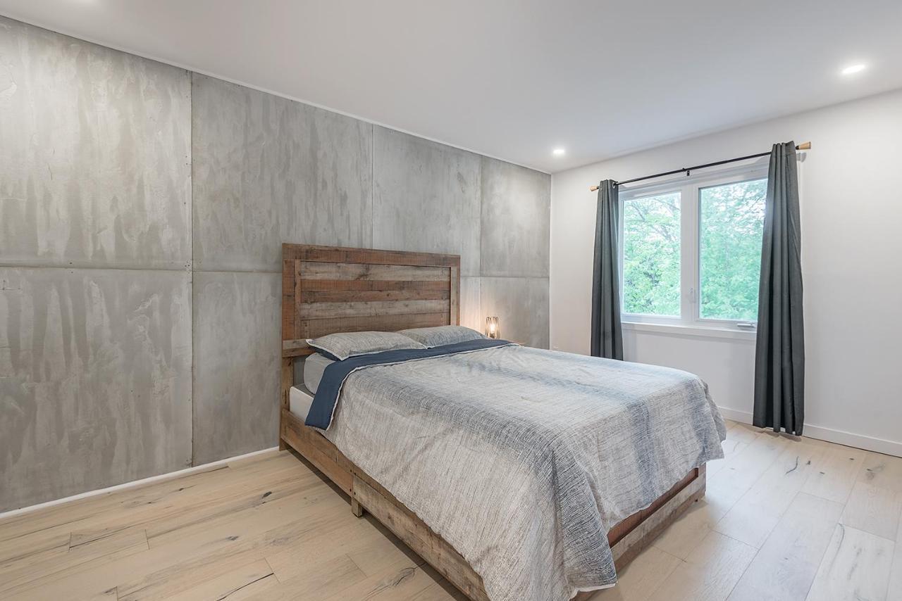 Free Parking Prime Location New Modern Condo Brossard Buitenkant foto