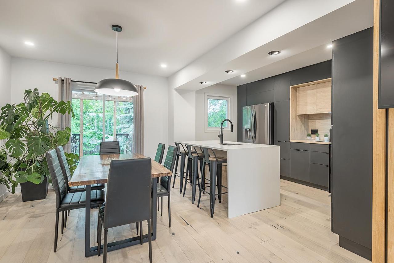 Free Parking Prime Location New Modern Condo Brossard Buitenkant foto