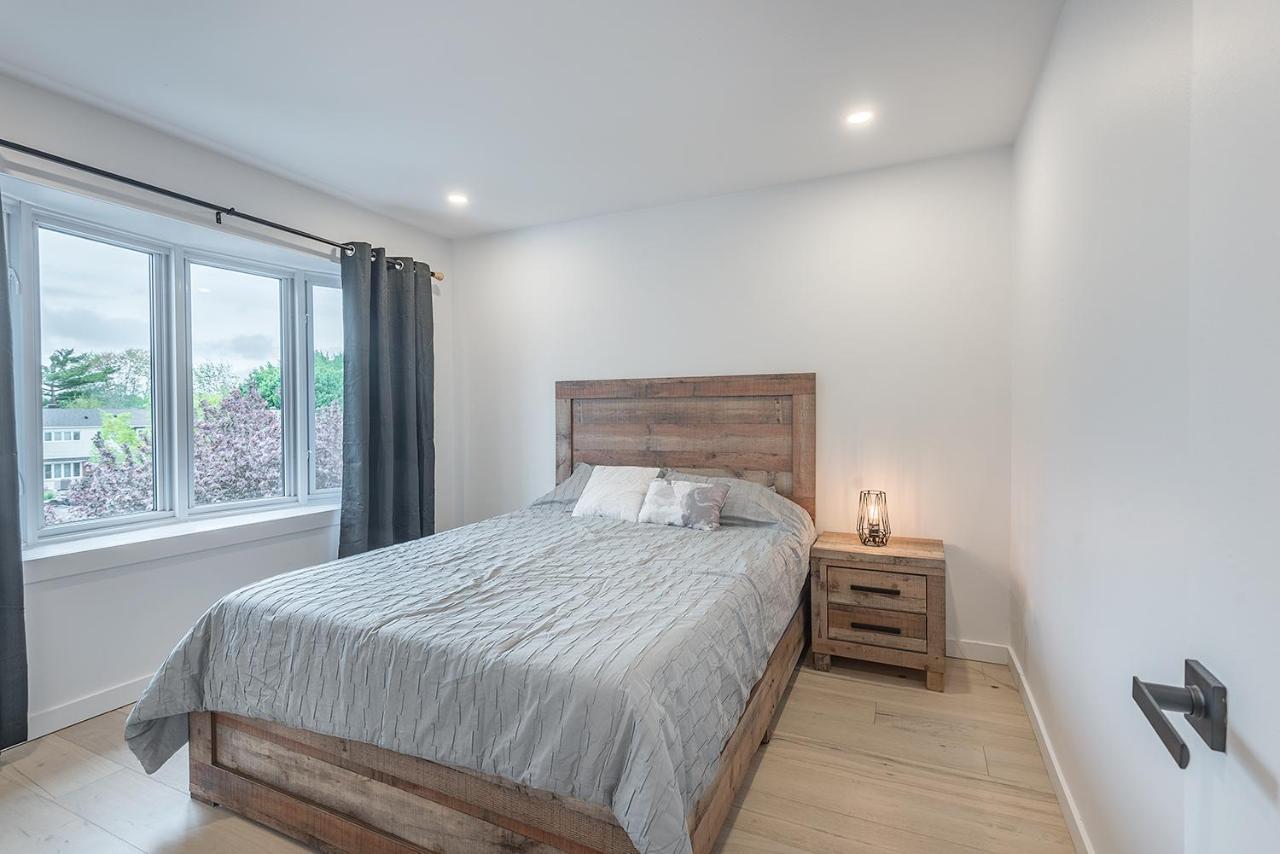 Free Parking Prime Location New Modern Condo Brossard Buitenkant foto